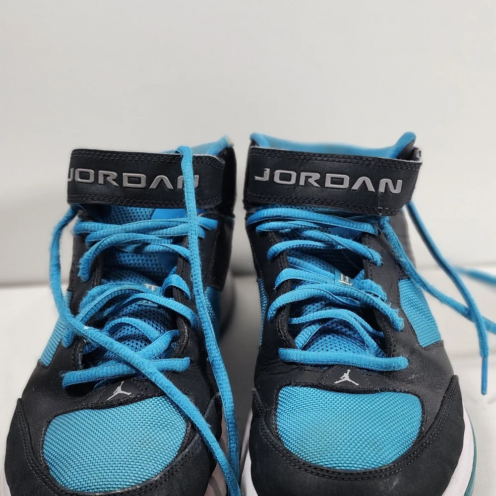 Nike‎ Air Jordan BCT Mid 2 Anthracite Dark Powder Blue 616362-016 Mens Size 9